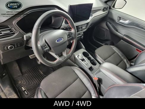 Used 2023 Ford Escape ST-Line w/ Tech Pack #1 AWD/4WD image 12
