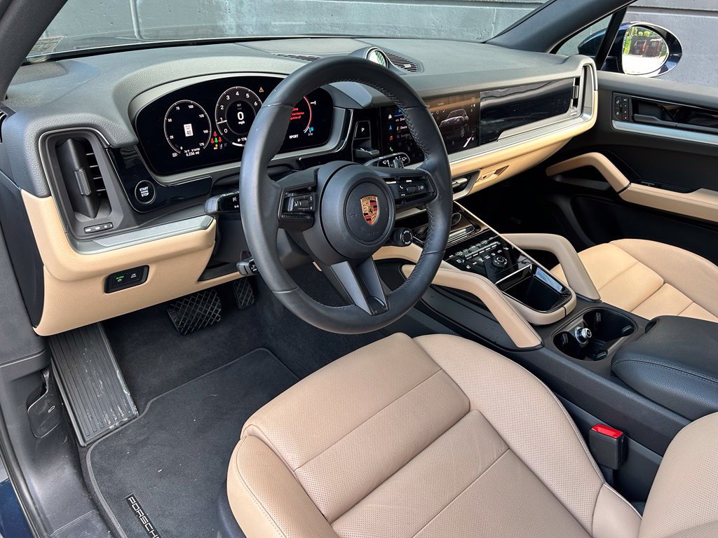 Certified 2026 Porsche Cayenne AWD/4WD image 20