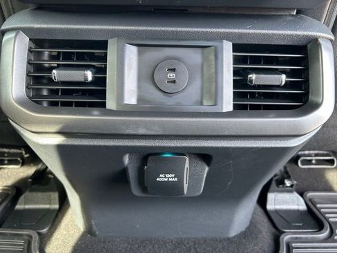 Used 2025 Ford F150 Lariat w/ Bed Utility Package AWD/4WD image 41