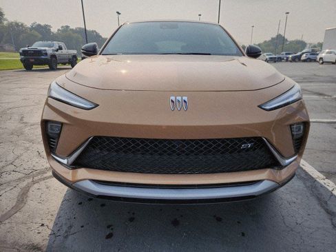 Used 2024 Buick Envista Sport Touring w/ Convenience I Package image 8