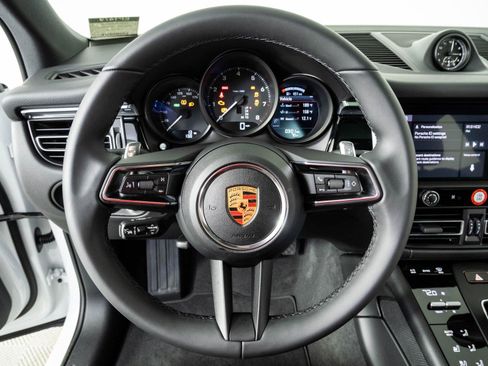 New 2026 Porsche Macan AWD/4WD image 9