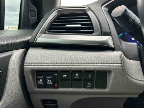Used 2020 Honda Odyssey EX-L image 36