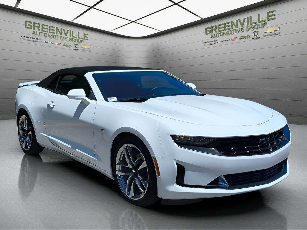 Used 2023 Chevrolet Camaro LT w/ RS Package RWD image 9