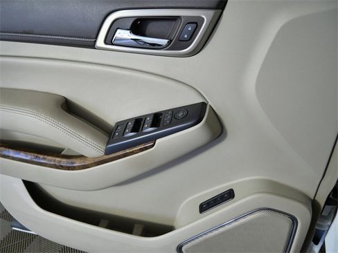 Used 2015 GMC Yukon Denali w/ Touring Package image 26