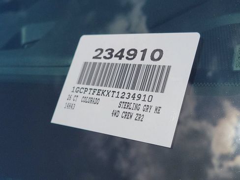 New 2026 Chevrolet Colorado ZR2 w/ Technology Package AWD/4WD image 30