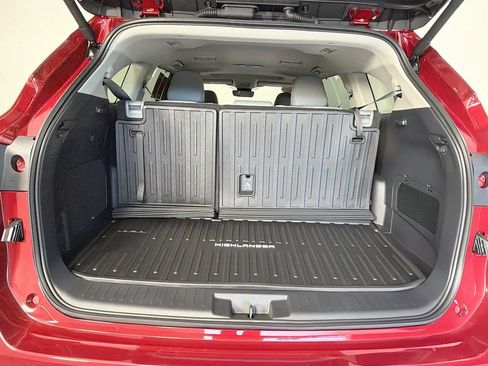 New 2026 Toyota Highlander Limited AWD/4WD image 25