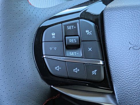 New 2026 Ford Explorer ST-Line w/ ST-Line Street Pack image 13