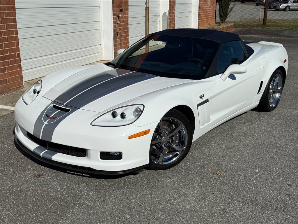 Used 2013 Chevrolet Corvette Grand Sport w/ 4LT Preferred Equipment Group RWD image 5