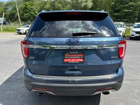 Used 2018 Ford Explorer XLT w/ Equipment Group 202A AWD/4WD image 7