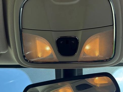 Used 2014 Jeep Cherokee Latitude image 27