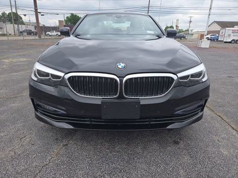 Used 2018 BMW 530i xDrive AWD/4WD image 3