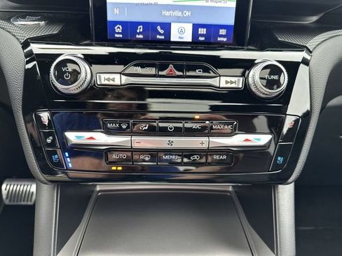 Used 2022 Ford Explorer ST w/ Equipment Group 401A image 19