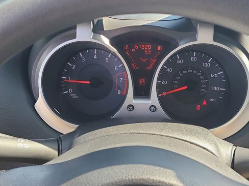 Used 2014 Nissan Juke S image 28