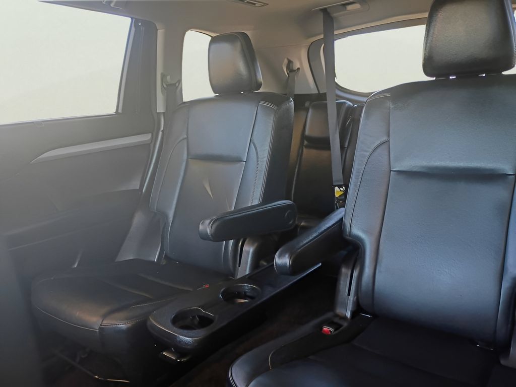 Used 2018 Toyota Highlander XLE AWD/4WD image 31