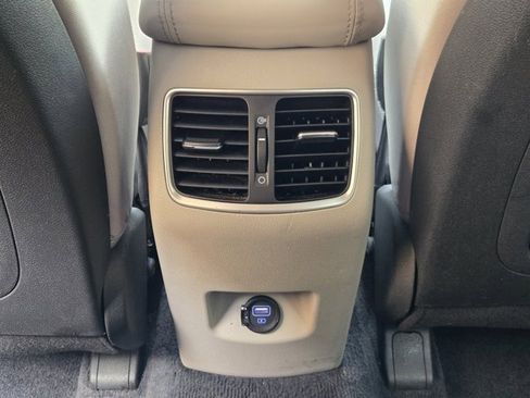 Used 2019 Hyundai Tucson SEL image 29