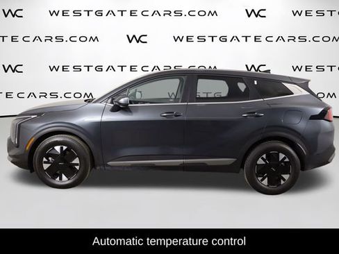 Used 2026 Kia Sportage LX FWD image 5