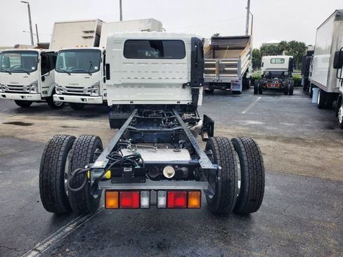 New 2025 Isuzu NPR RWD image 3