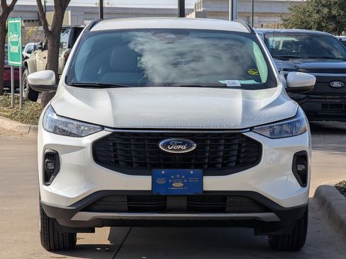 New 2026 Ford Escape SE image 7