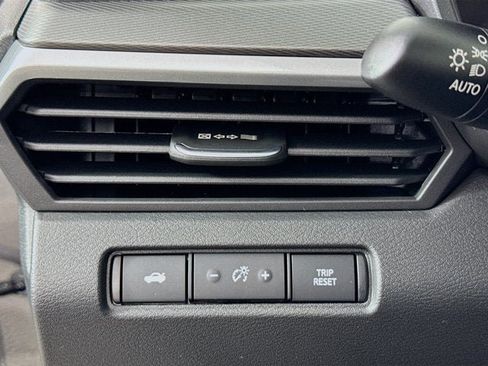 New 2025 Nissan Altima 2.5 SR image 13