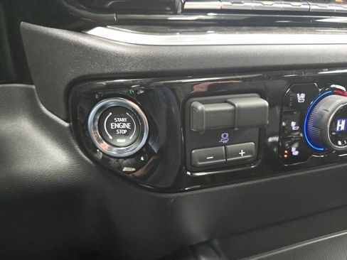 New 2026 Chevrolet Silverado 1500 LTZ w/ LTZ Premium Package AWD/4WD image 14