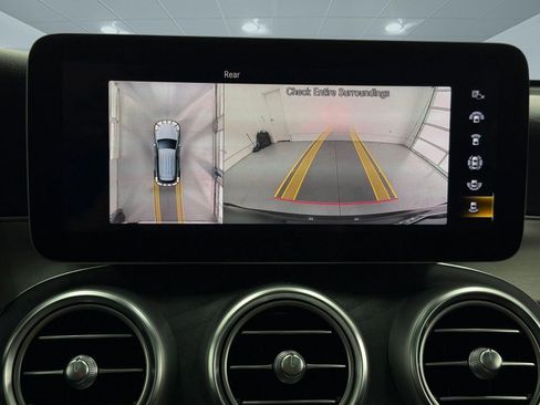 Certified 2022 Mercedes-Benz GLC 300 image 30