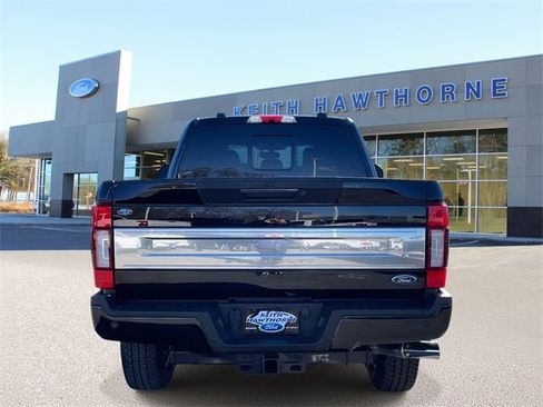 Certified 2022 Ford F250 Platinum image 5