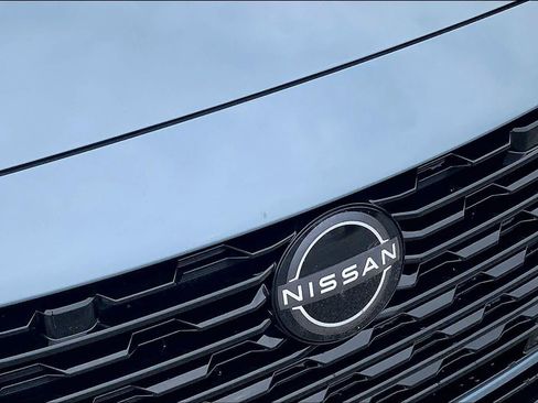 Used 2025 Nissan Sentra SV w/ All-Weather Package FWD image 29