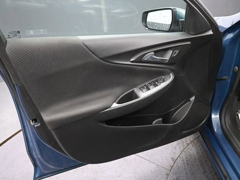 Used 2024 Chevrolet Malibu LT image 27