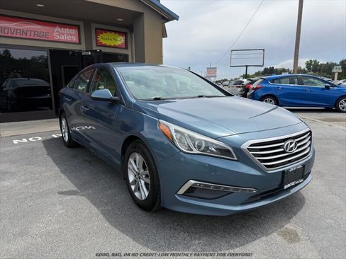 Used 2015 Hyundai Sonata SE w/ Winter Package FWD image 1