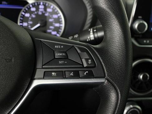 Certified 2025 Nissan Sentra SV FWD image 27