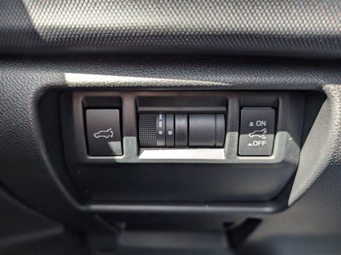 Used 2026 Subaru Forester Premium AWD/4WD image 31