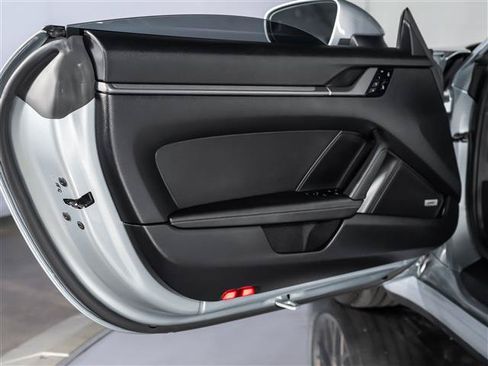 Certified 2021 Porsche 911 Carrera RWD image 21