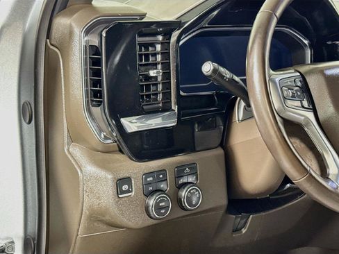 Certified 2025 Chevrolet Silverado 1500 LT w/ Texas Edition Plus AWD/4WD image 8