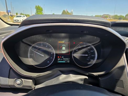 Used 2023 Subaru Crosstrek 2.5i Limited AWD/4WD image 23