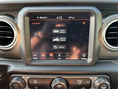 Used 2023 Jeep Gladiator Overland image 24
