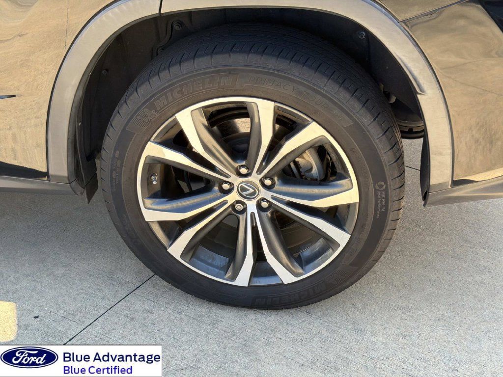 Used 2019 Lexus RX 350 FWD w/ Navigation Package image 5