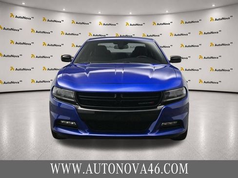 Used 2022 Dodge Charger SXT w/ Blacktop Package AWD/4WD image 12