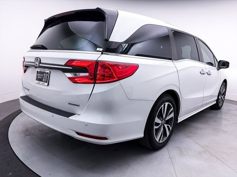 Used 2023 Honda Odyssey Touring image 18