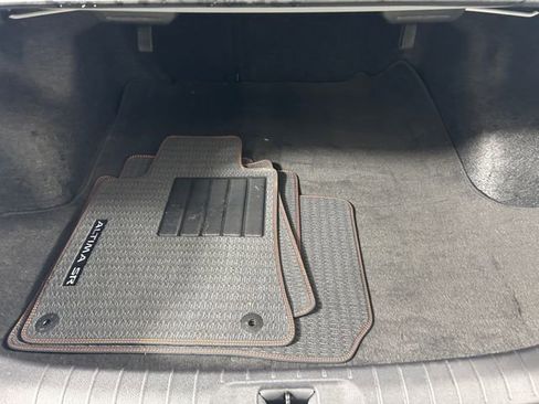 Used 2025 Nissan Altima 2.5 SR w/ SR Premium Package image 27