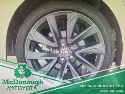 Certified 2024 Toyota Corolla SE image 18