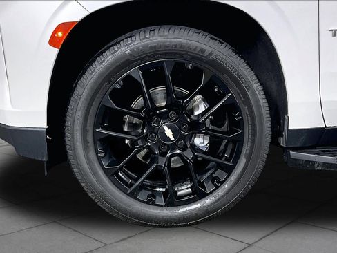 Used 2022 Chevrolet Tahoe High Country AWD/4WD image 10