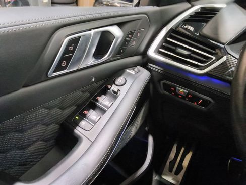 Used 2020 BMW X5 M Competition w/ Executive Package AWD/4WD image 26
