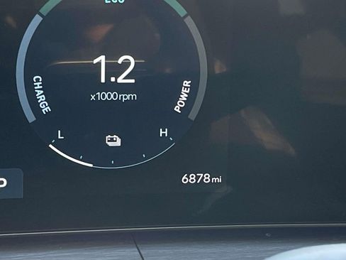 Certified 2025 Hyundai Santa Fe Limited image 17