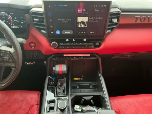 Used 2025 Toyota Tundra TRD Pro image 11