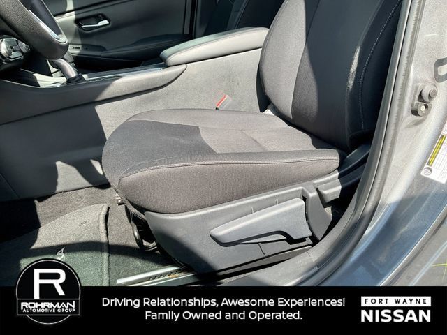 Used 2023 Nissan Sentra SV FWD image 27