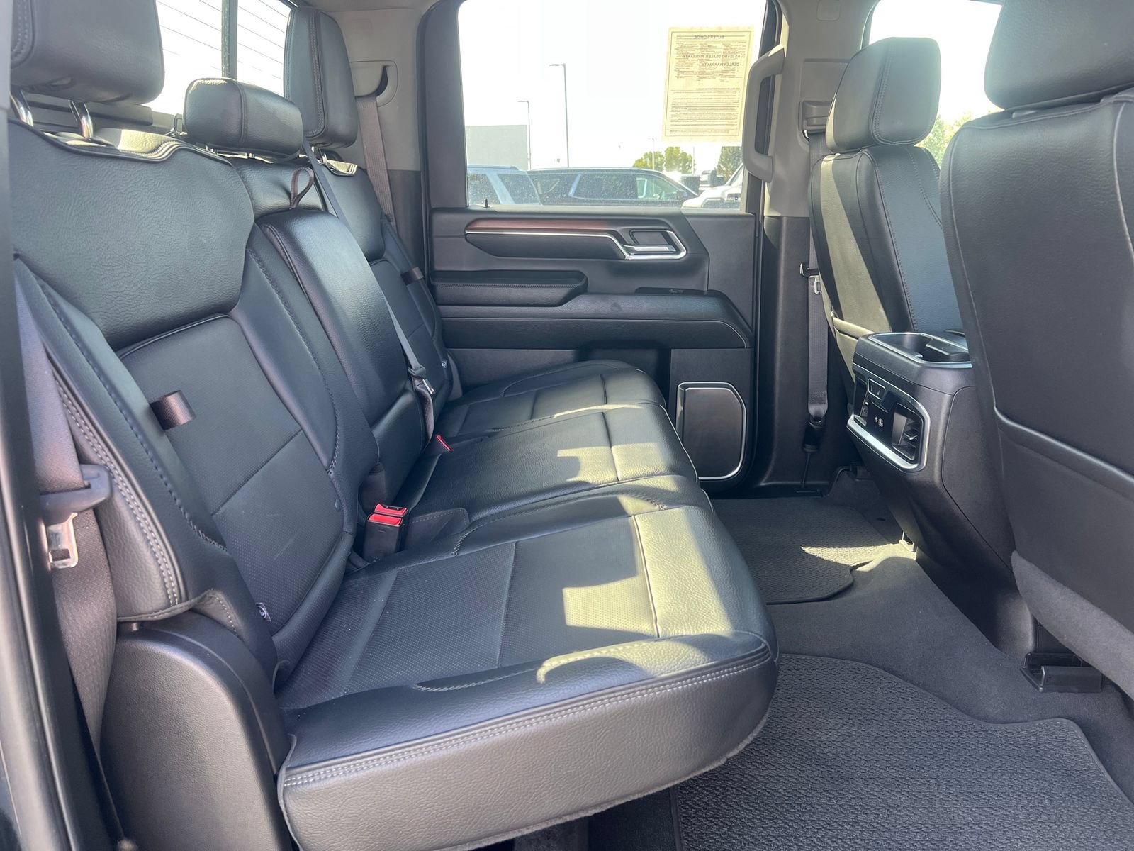 Used 2024 GMC Sierra 3500 Denali w/ Denali Reserve Package AWD/4WD image 29