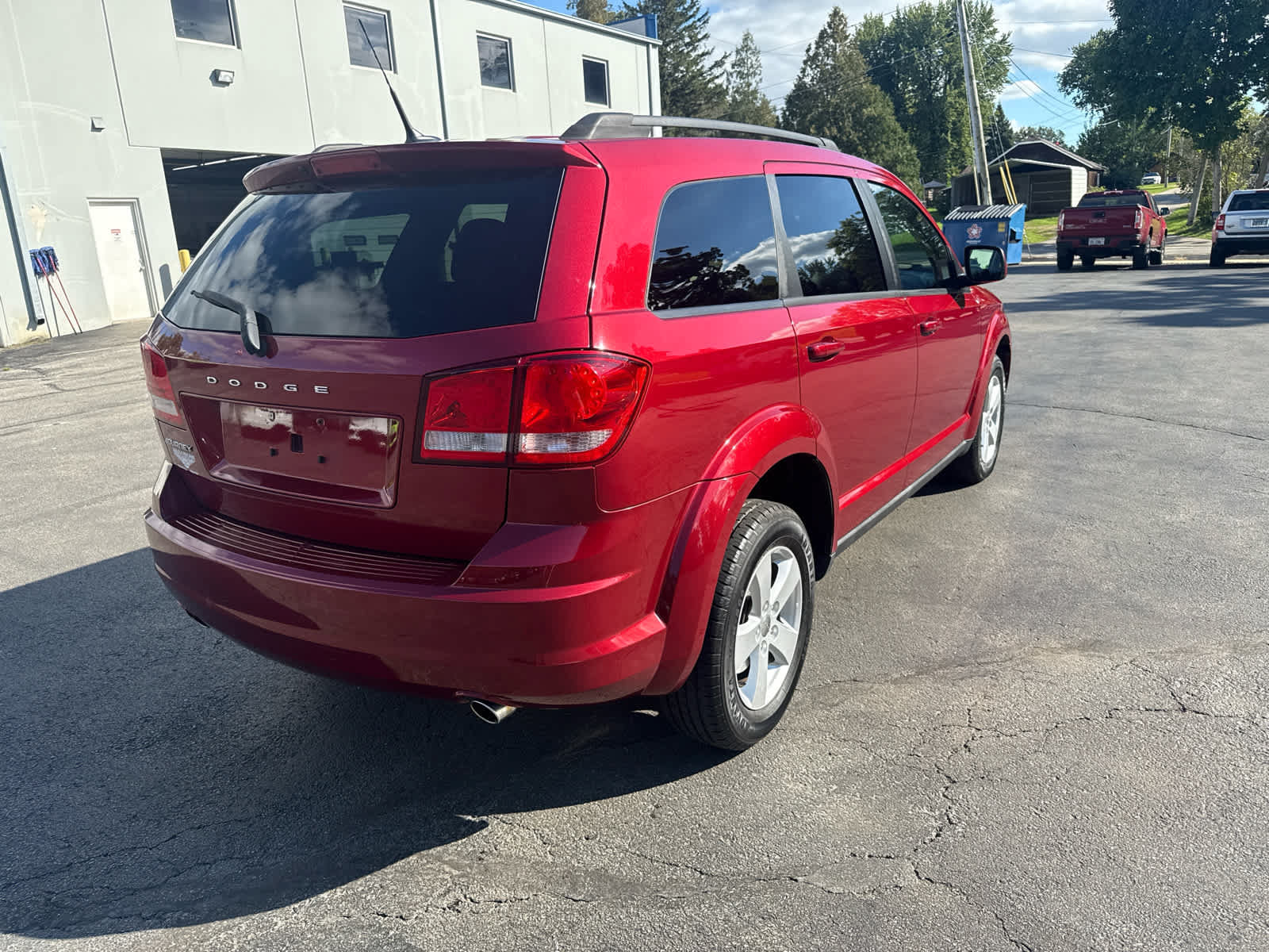 Used 2011 Dodge Journey Mainstreet w/ Popular Equipment Group FWD image 3