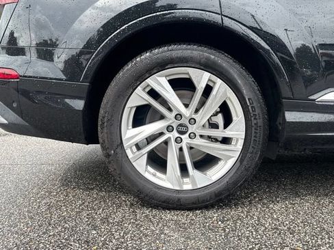 Used 2023 Audi Q7 3.0T Prestige AWD/4WD image 11