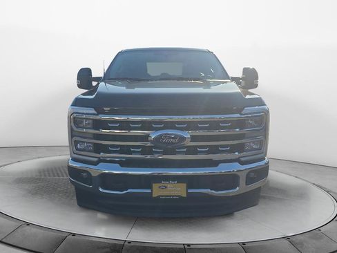 Certified 2025 Ford F350 Lariat w/ Camper Package AWD/4WD image 8
