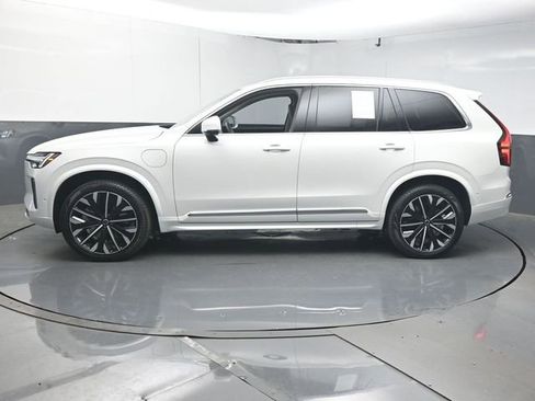 Certified 2026 Volvo XC90 T8 Ultra w/ Protection Package Premier AWD/4WD image 5